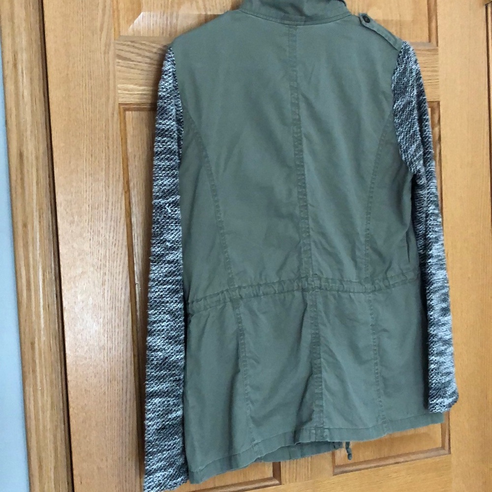 Jacket - Picture 4 of 4